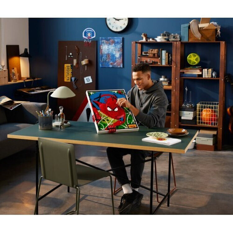 Product LEGO® ART: The Amazing Spider-Man (31209) Μαζί με Πασχαλινή Λαμπάδα image