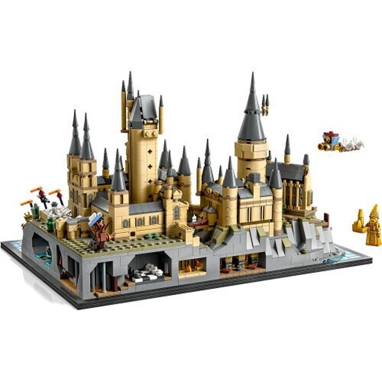Product LEGO® Harry Potter™: Hogwarts™ Castle and Grounds(76419) image