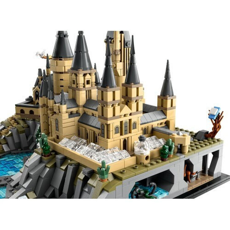 Product LEGO® Harry Potter™: Hogwarts™ Castle and Grounds(76419) image