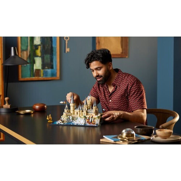 Product LEGO® Harry Potter™: Hogwarts™ Castle and Grounds(76419) image
