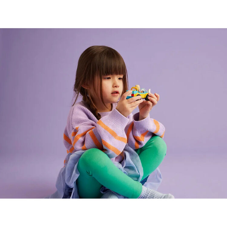 Product LEGO® Friends: Αυτοκίνητο για Καλλωπισμό Σκύλων (42635) image