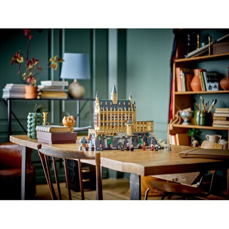 Product LEGO® Harry Potter™: Hogwarts™ Castle: The Great Hall (76435) image
