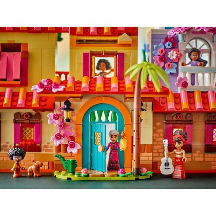 Product LEGO® Disney: Encanto Το Μαγικό Σπίτι των Μαντριγκάλ (43245) image