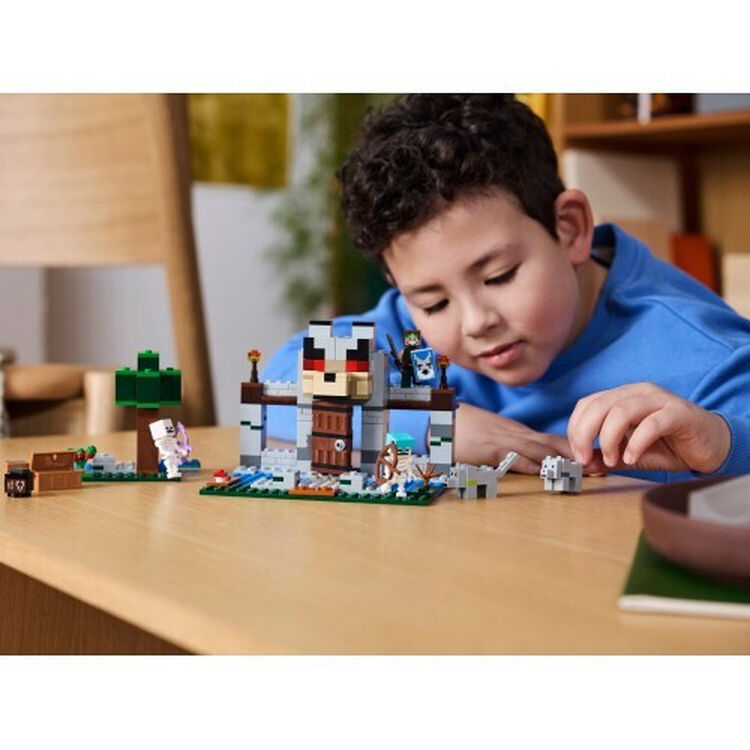 Product LEGO® Minecraft®: The Wolf Stronghold (21261) image