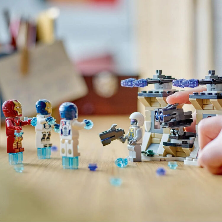 Product LEGO® Marvel: Άιρον Μαν & Iron Legion εναντίον Στρατιώτη της ΥΔΡΑΣ (76288) image