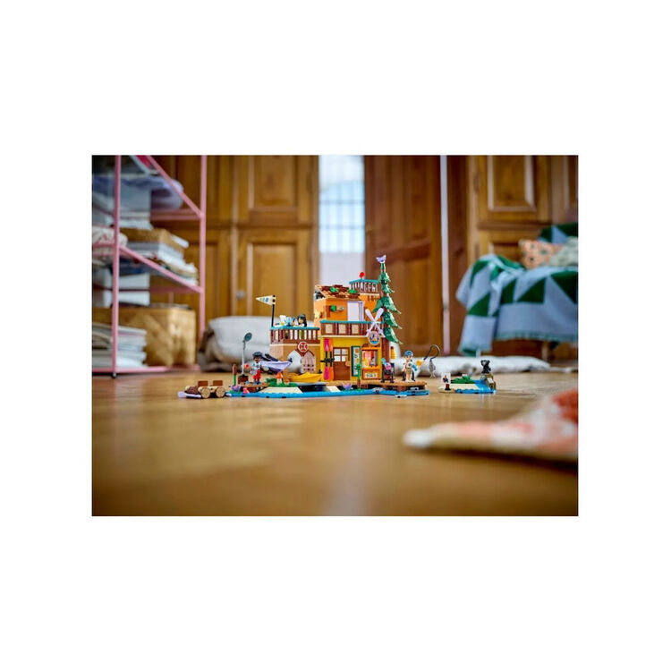Product LEGO® Friends: Θαλάσσια Σπορ στην Κατασκήνωση της Περιπέτειας (42626) image
