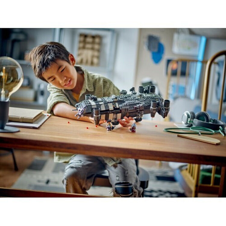 Product LEGO® Star Wars™:The Onyx Cinder (75374) image