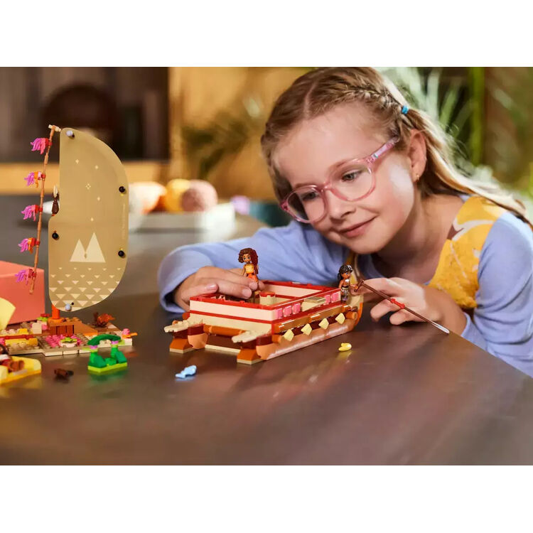 Product LEGO® Disney: Moana’s Adventure Canoe (43270) image