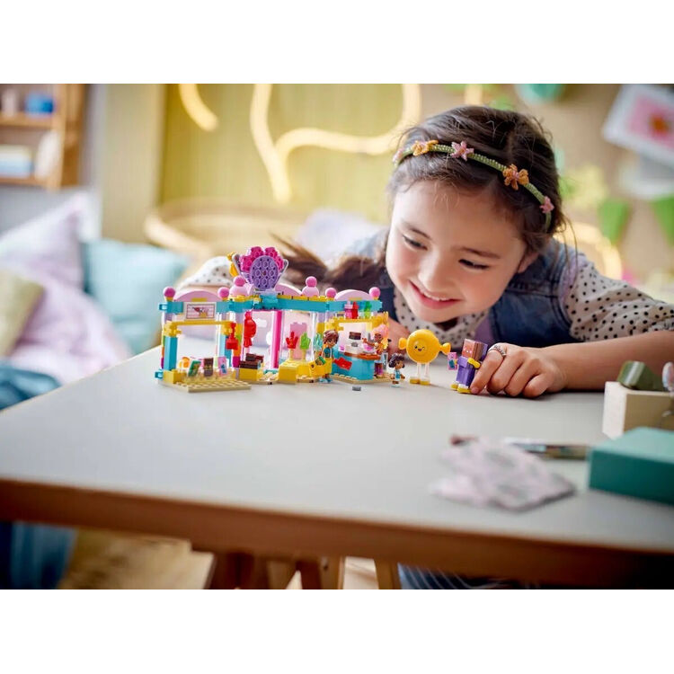 Product LEGO® Friends: Κατάστημα με Ζαχαρωτά της Χάρτλεϊκ Σίτυ (42649) image