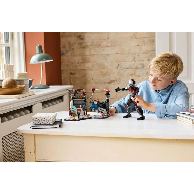 Product LEGO® Marvel: Μάχη Captain America: Εμφύλιος Πόλεμος (76314) image