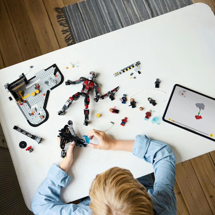 Product LEGO® Marvel: Μάχη Captain America: Εμφύλιος Πόλεμος (76314) image