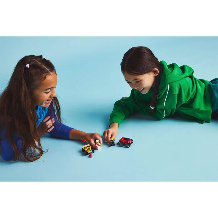 Product LEGO® City: Πακέτο Αγωνιστικών Αυτοκινήτων - Φορτηγάκι Πίτσας vs. Πυροσβεστικό Φορτηγό (60458) image