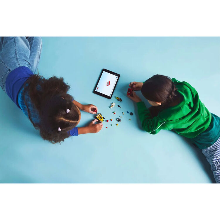 Product LEGO® City: Πακέτο Αγωνιστικών Αυτοκινήτων - Φορτηγάκι Πίτσας vs. Πυροσβεστικό Φορτηγό (60458) image