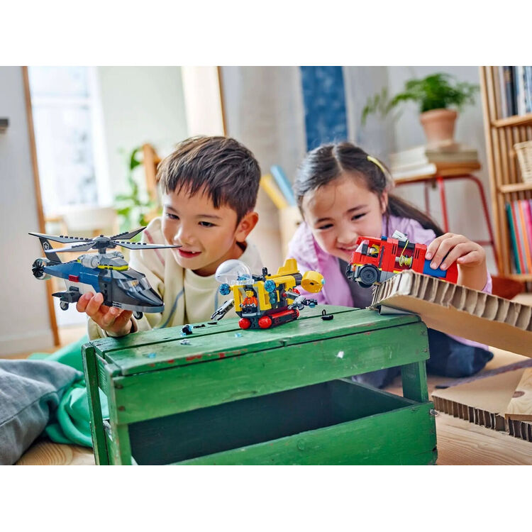Product LEGO® City: Helicopter, Fire Truck & Submarine Remix (60462) image