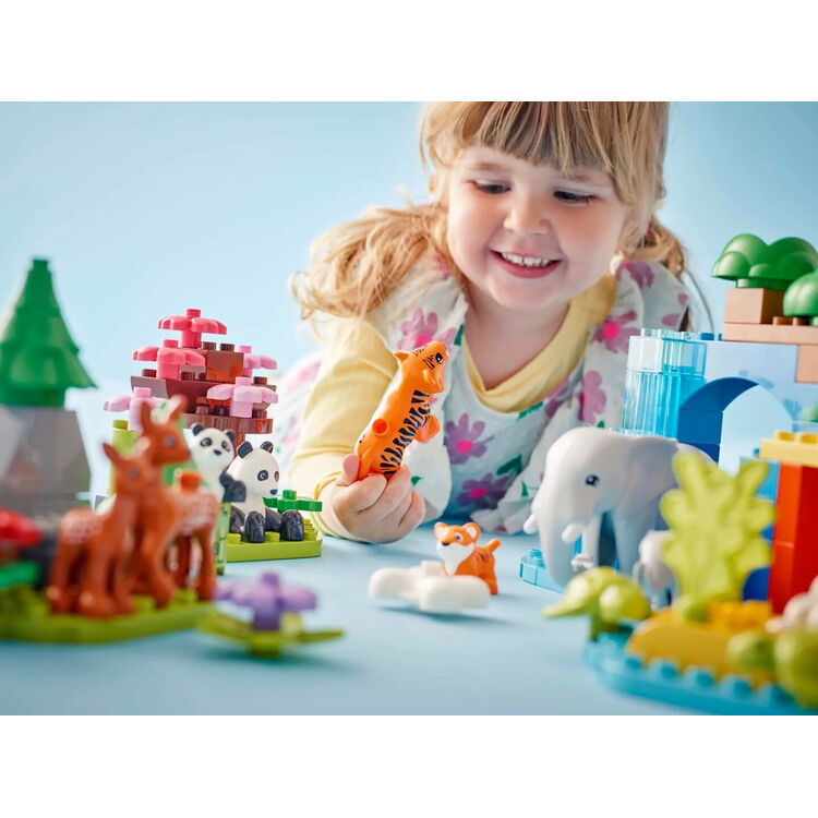 Product LEGO® DUPLO® Town: 3-σε-1 Οικογένειες Άγριων Ζώων (10446) image