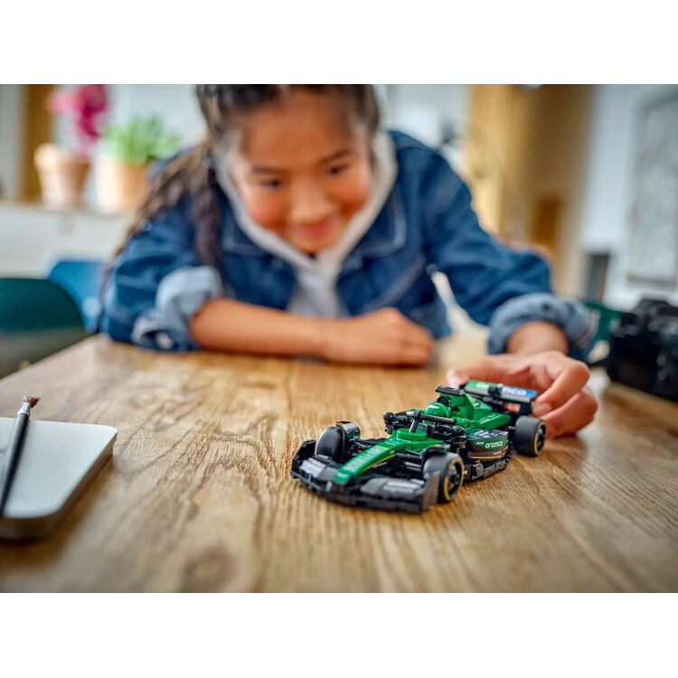 Product LEGO® Speed Champions: Αγωνιστικό Αυτοκίνητο Aston Martin Aramco F1® AMR24 (77245) image