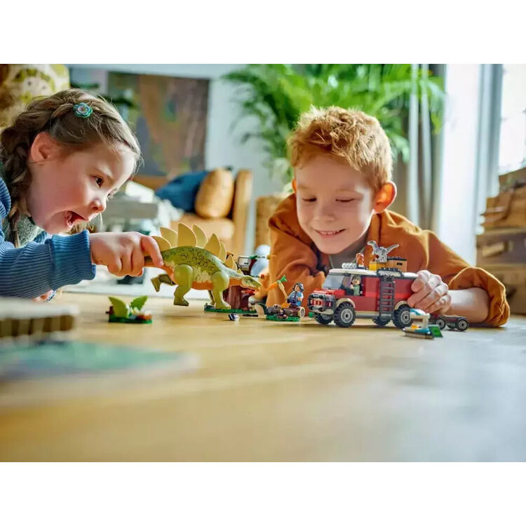 Product LEGO® Jurassic World: Chaos Theory - Dinosaur Missions Stegosaurus Discovery (76965) image