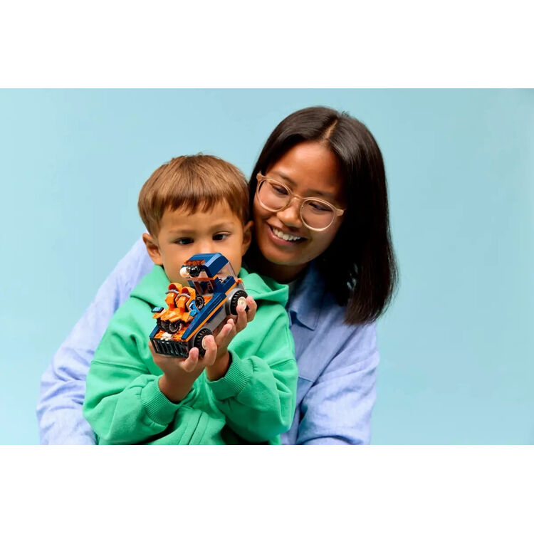 Product LEGO® City Motorcycle Transporter (60491) image