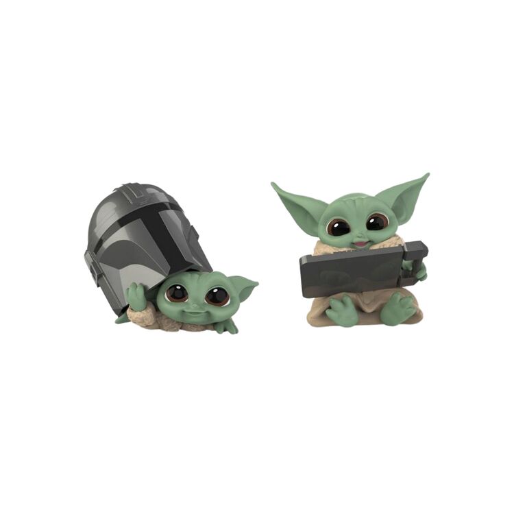 Product Star Wars Mandalorian Bounty Collection Figure 2-Pack The Child Helmet Peeking & Datapad Tablet image