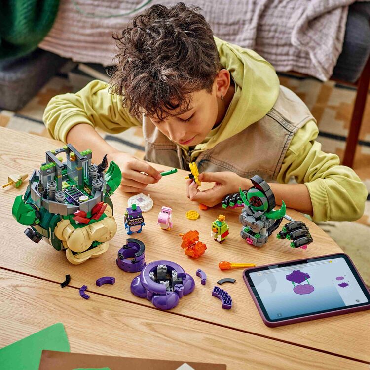 Product LEGO® Super Mario™: Prince Florian & Castle Bowser (72042) image