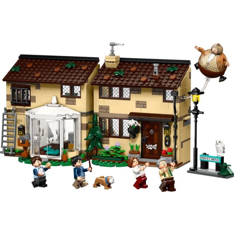 Product LEGO® Harry Potter™: Privet Drive: Aunt Marge’s Visit (76451) image