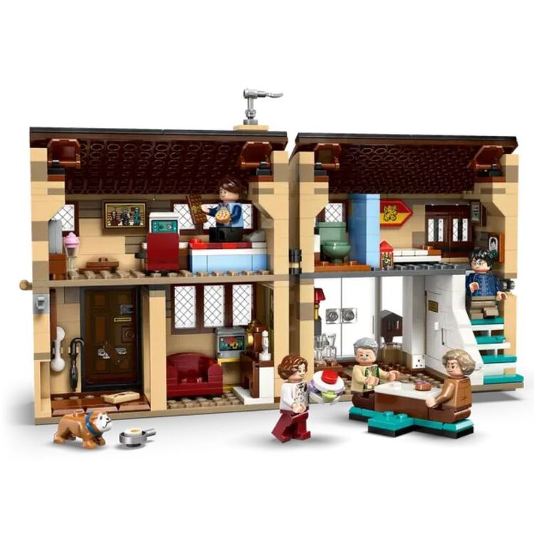 Product LEGO® Harry Potter™: Privet Drive: Aunt Marge’s Visit (76451) image