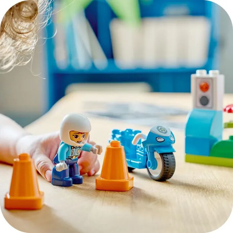 Product LEGO® DUPLO® Town: Blue Police Motorcycle (10471) image
