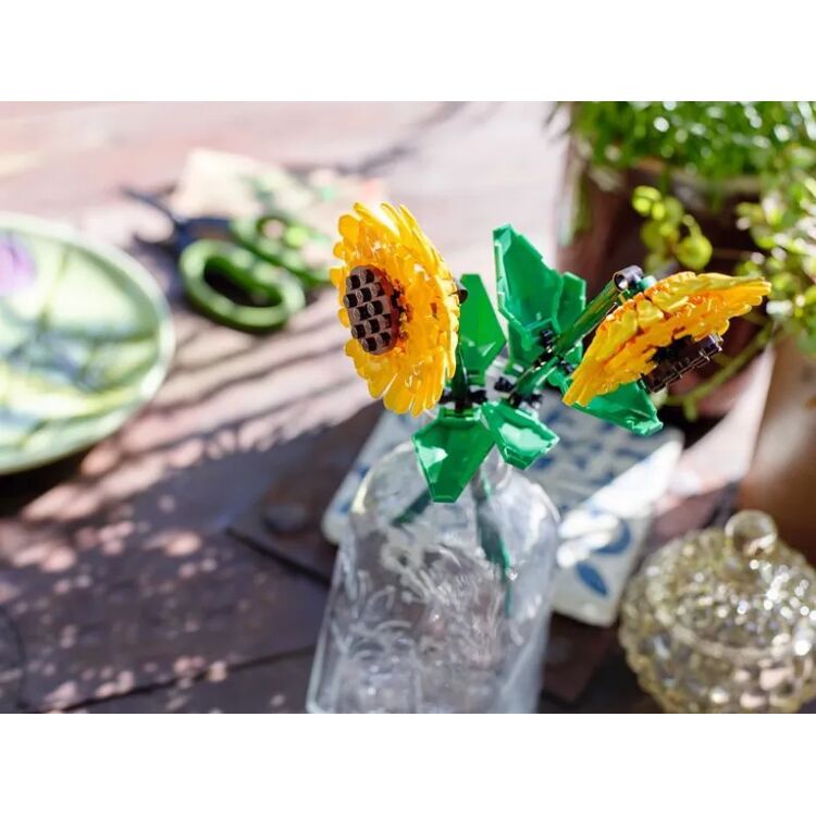 Product LEGO® Botanicals Ηλιοτρόπια (40524) image