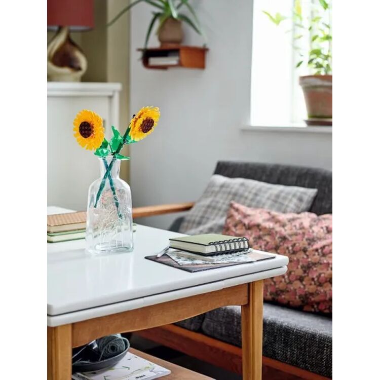 Product LEGO® Botanicals Ηλιοτρόπια (40524) image