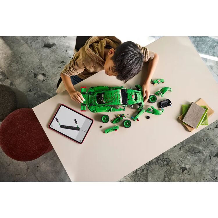 Product LEGO® Technic: Porsche 911 GT3 R REXY AO Racing Car (42224) image