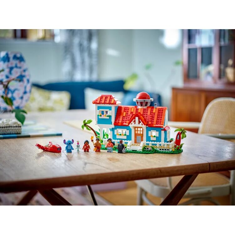 Product LEGO® Disney Classic: Lilo and Stitch Beach House (43268) image