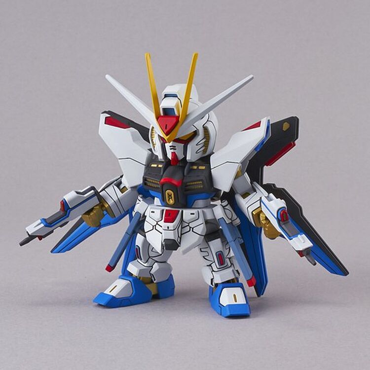 Product Gundam E SD Gundam Ex-Standard Strike Freedom Model Kit image