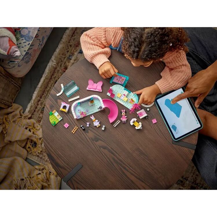 Product LEGO® Disney Classic: Ξενοδοχείο Κατοικίδιων της Μίνι (43274) image