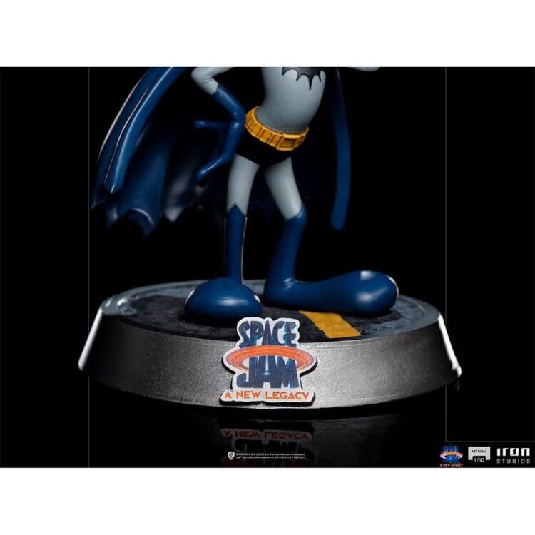 Product Iron Studios Space Jam: A New Legacy - Bugs Bunny Batman Art Scale Statue (1/10) (WBSJM56621-10) image