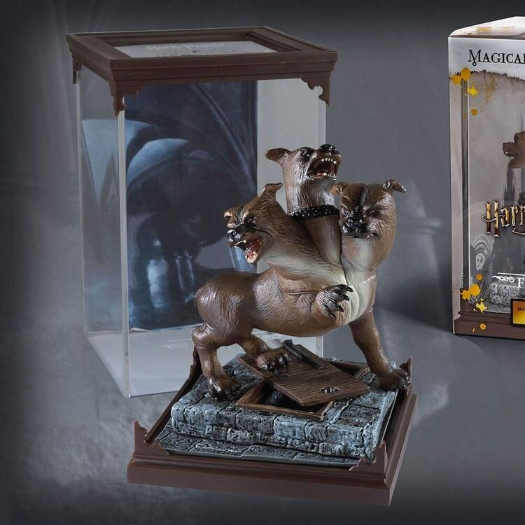 Product Harry Potter Magical Creatures Statue Fluffy image