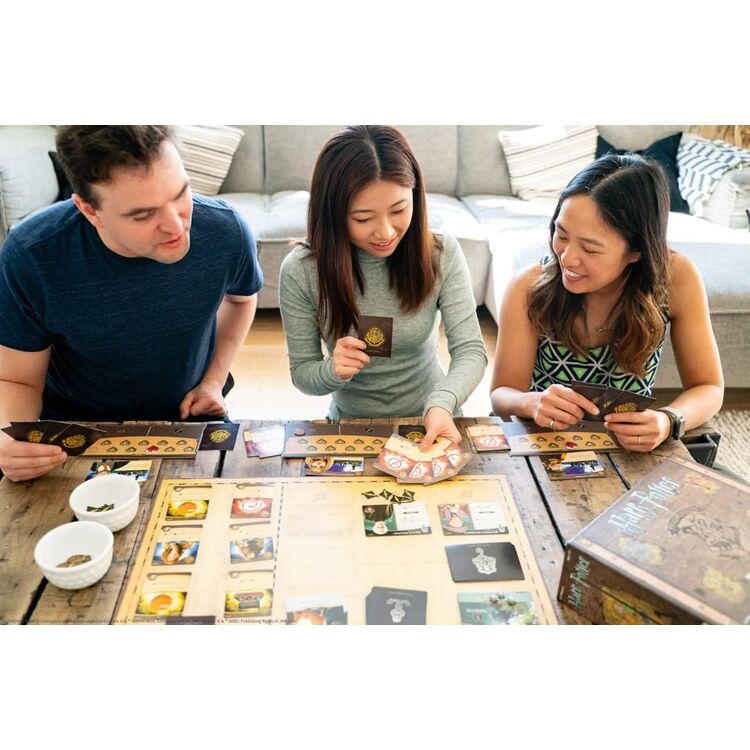 Product Harry Potter Deck-Building Card Game Hogwarts Battle image