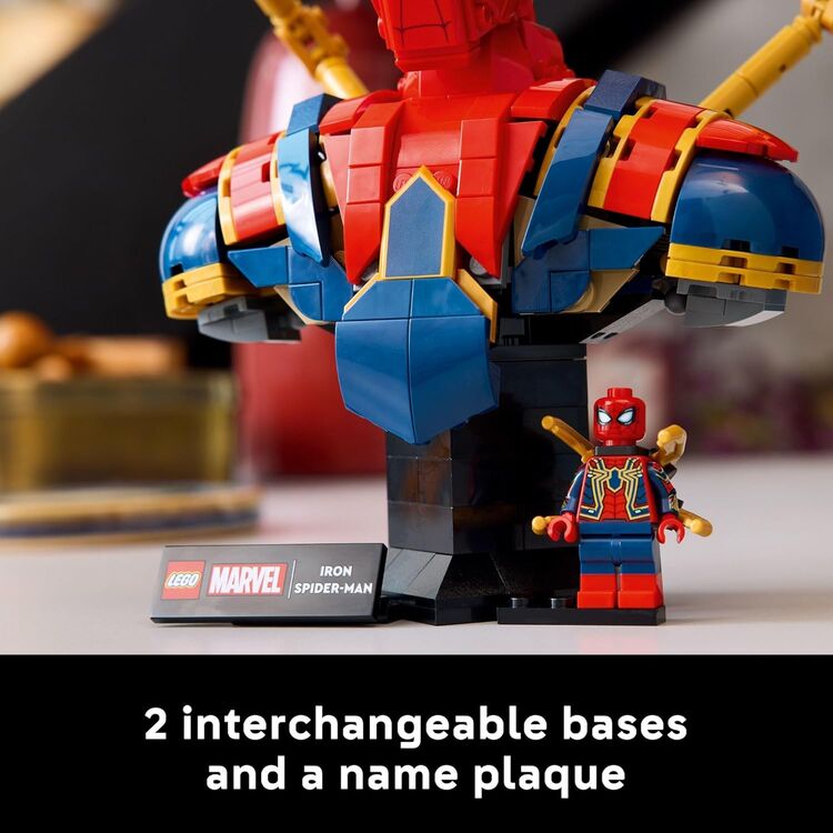 Product LEGO® Marvel: Iron Spider-Man Bust (76326) image