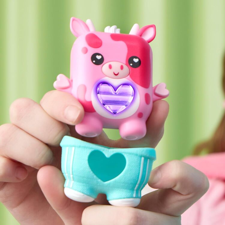 Product Μπρελόκ Μινιατούρα Hasbro Nano-Mals: Mootilda - Strawberry Cow (G2212) image