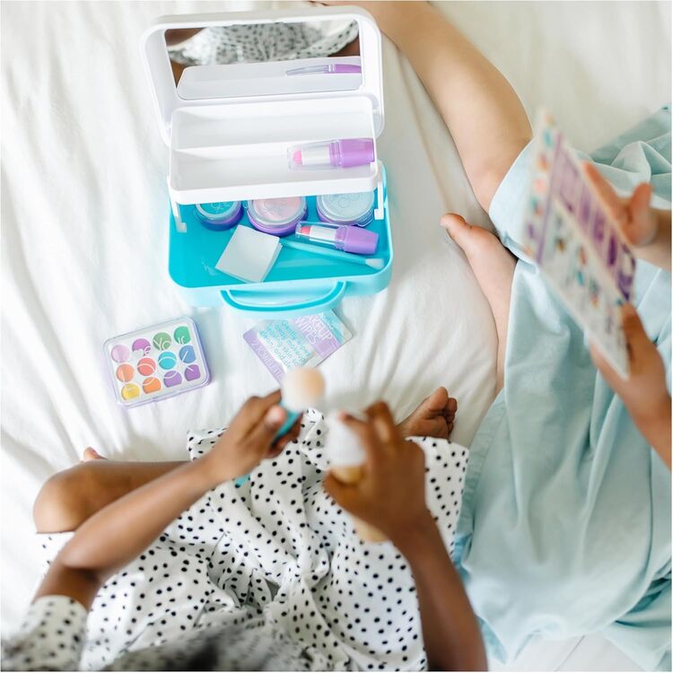 Product Melissa & Doug Pretend Play: Love Your Look - Make-Up Playset (6075138) image