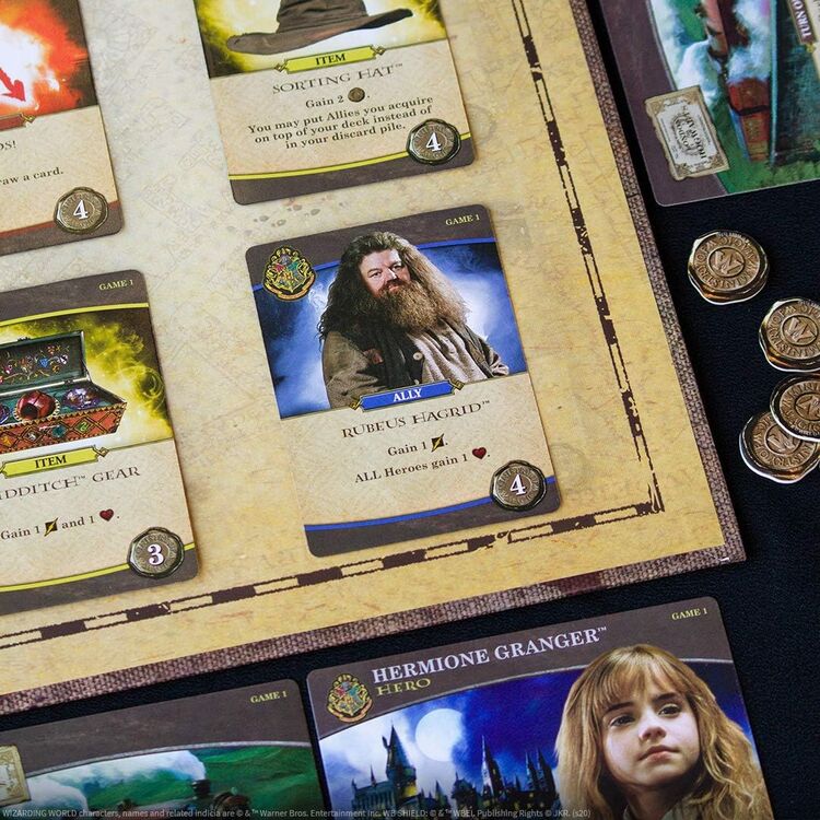 Product Harry Potter Deck-Building Card Game Hogwarts Battle image
