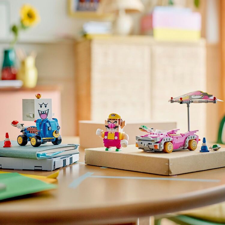 Product LEGO® Super Mario™: Mario Kart™ – Wario & King Boo (72038) image