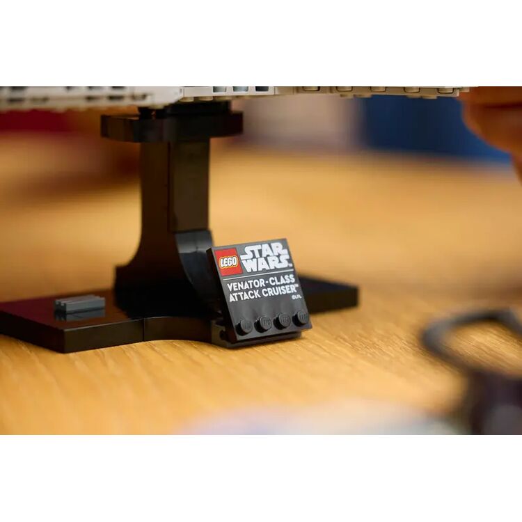 Product LEGO® Star Wars™: Venator-Class Attack Cruiser™ (75441) image