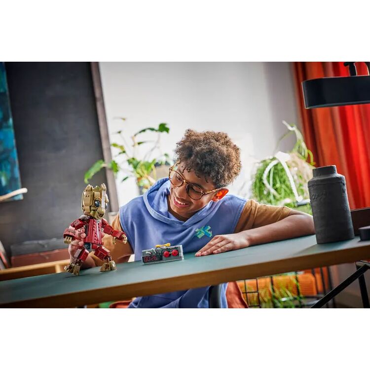 Product LEGO® Marvel: Ravager Jumpsuit Groot (76341) image