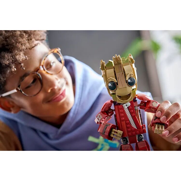 Product LEGO® Marvel: Ravager Jumpsuit Groot (76341) image