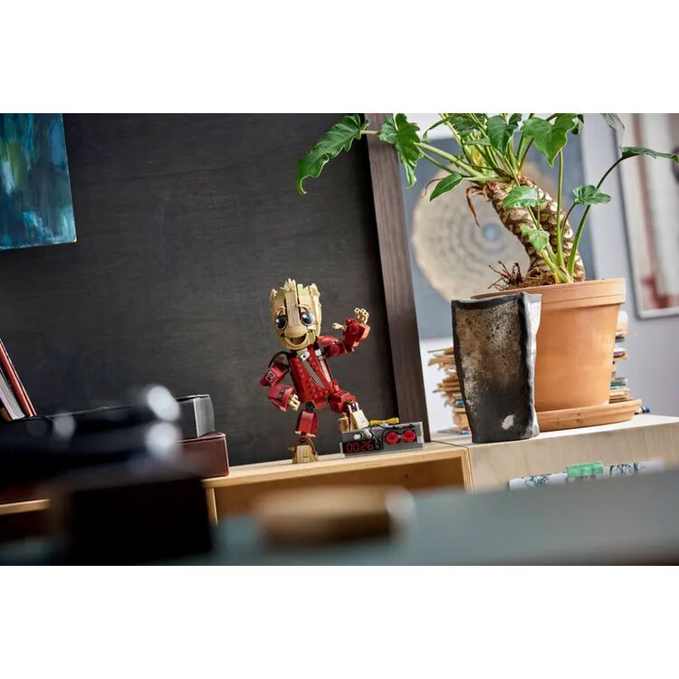 Product LEGO® Marvel: Ravager Jumpsuit Groot (76341) image