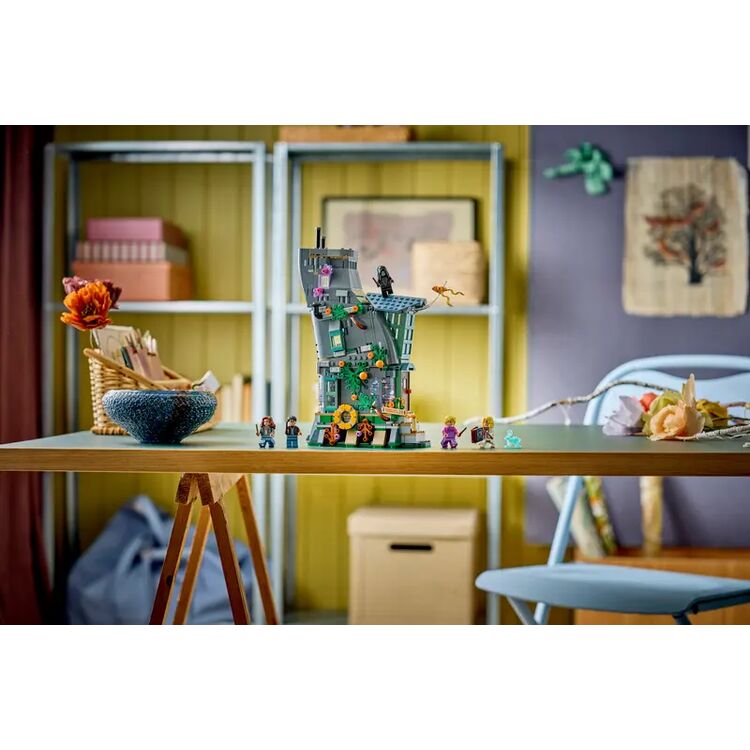 Product LEGO® Harry Potter™: Luna Lovegood's House (76467) image