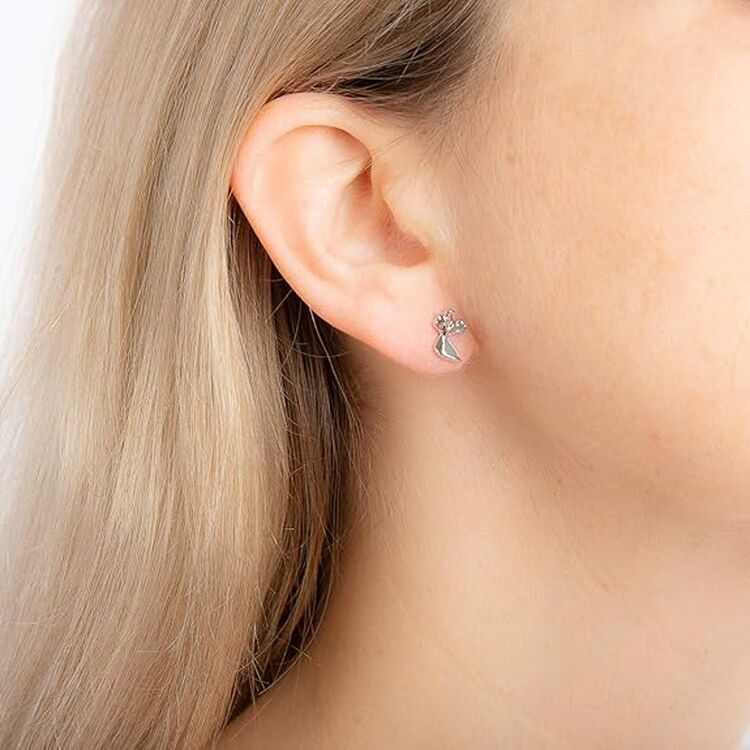 Product Disney Couture Lady & The Tramp White Gold Plated Earrings image