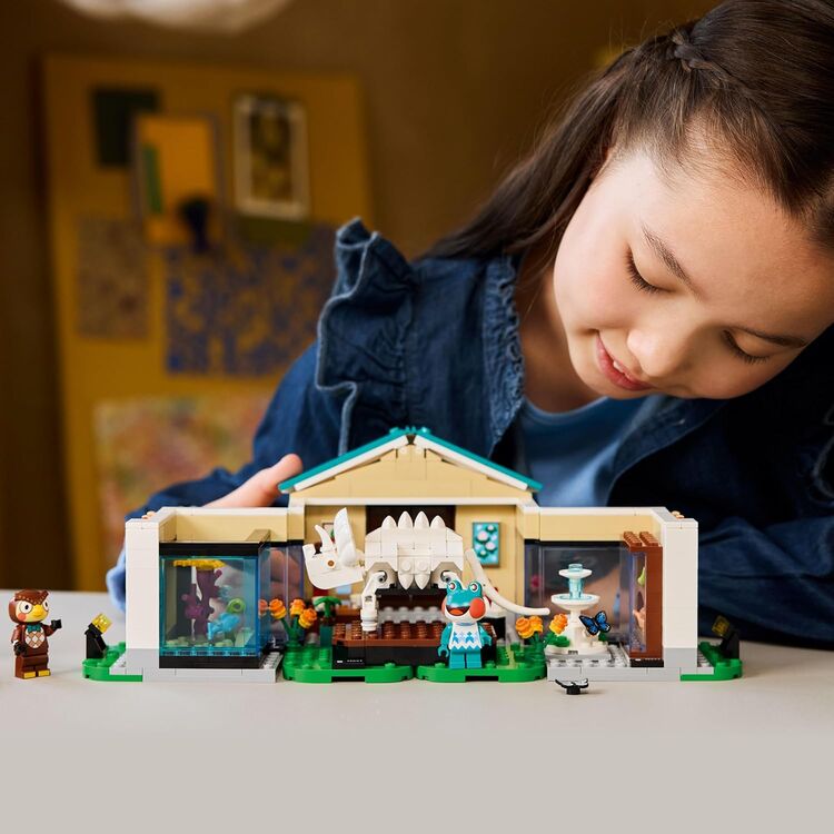 Product LEGO® Animal Crossing™: Blathers’s Museum Collection (77056) image