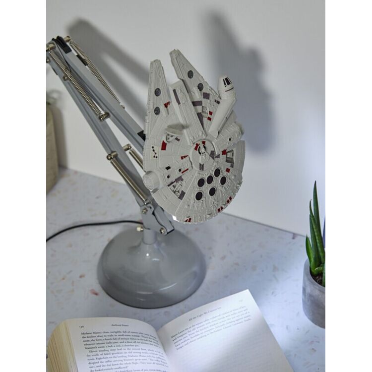 Product Star Wars Millenium Falcon Posable Desk Light image