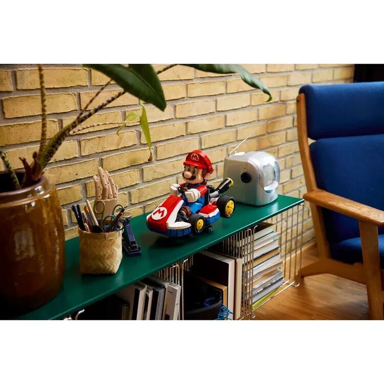 Product LEGO® Super Mario™: Mario Kart™ – Mario & Standard Kart (72037) image